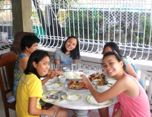 Our favorite part of the day -- meal time! Panalo ang Papaitan!